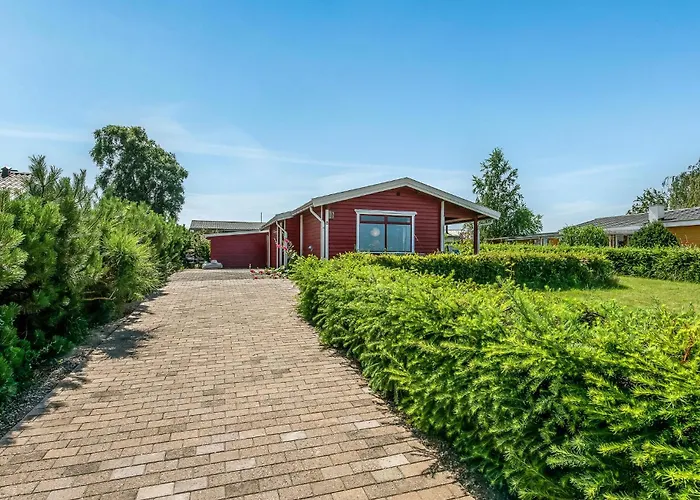 2 Bedroom Lovely In